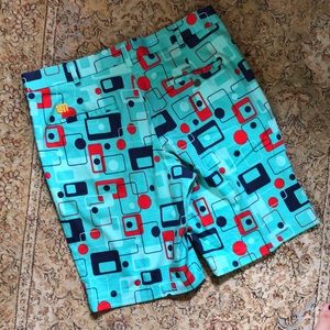 LOUDMOUTH GOLF size 36” Green Square Graphic Beach Swim Fun Vivid print Bermuda